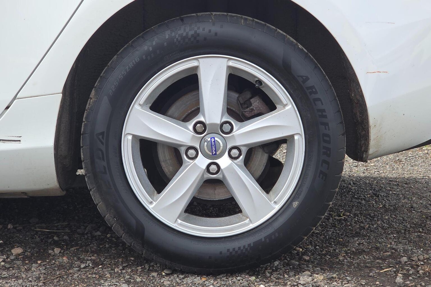 Used Volvo V40 2013 for sale - 78183049: Photo 40