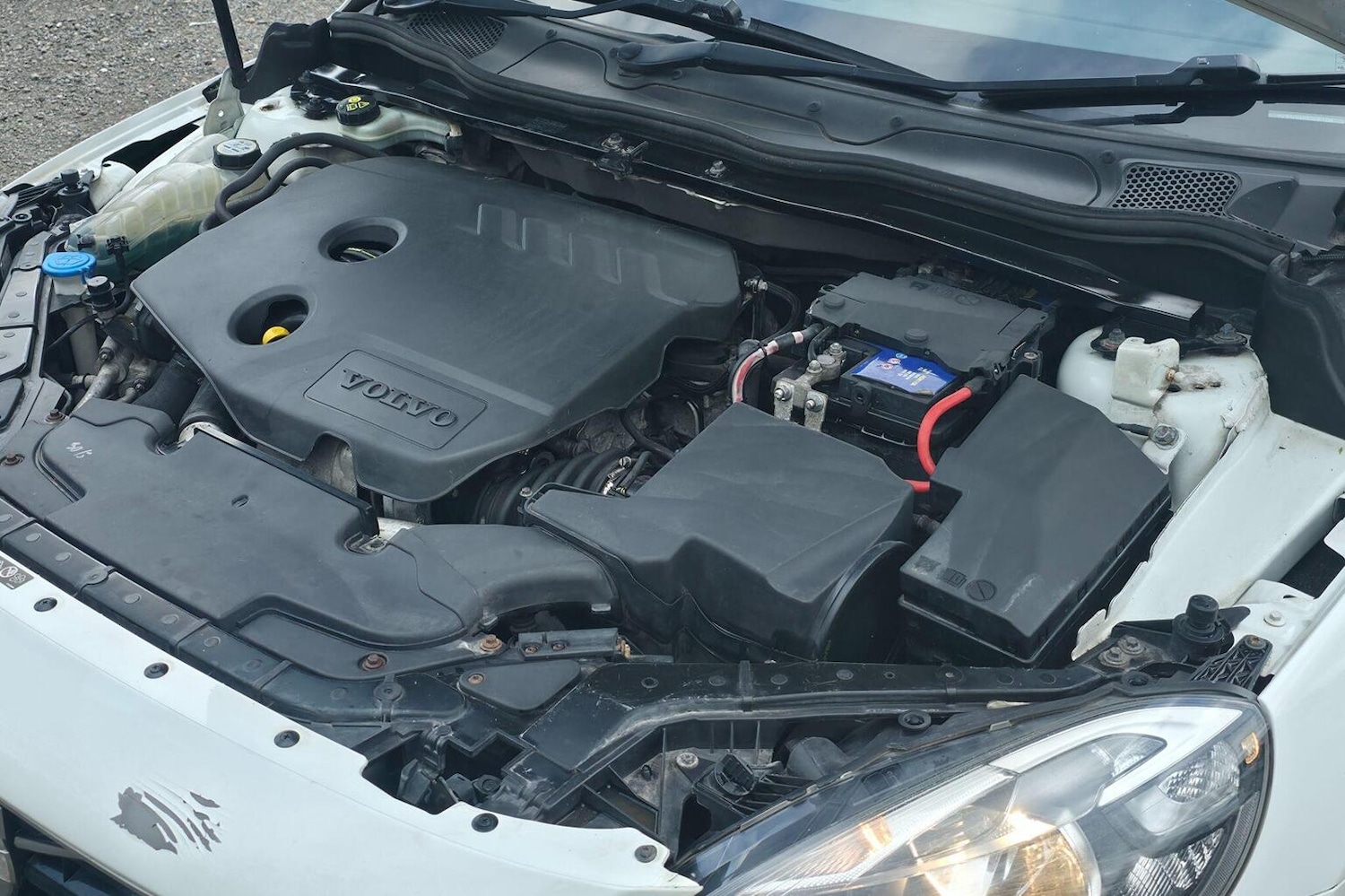 Used Volvo V40 2013 for sale - 78183049: Photo 42