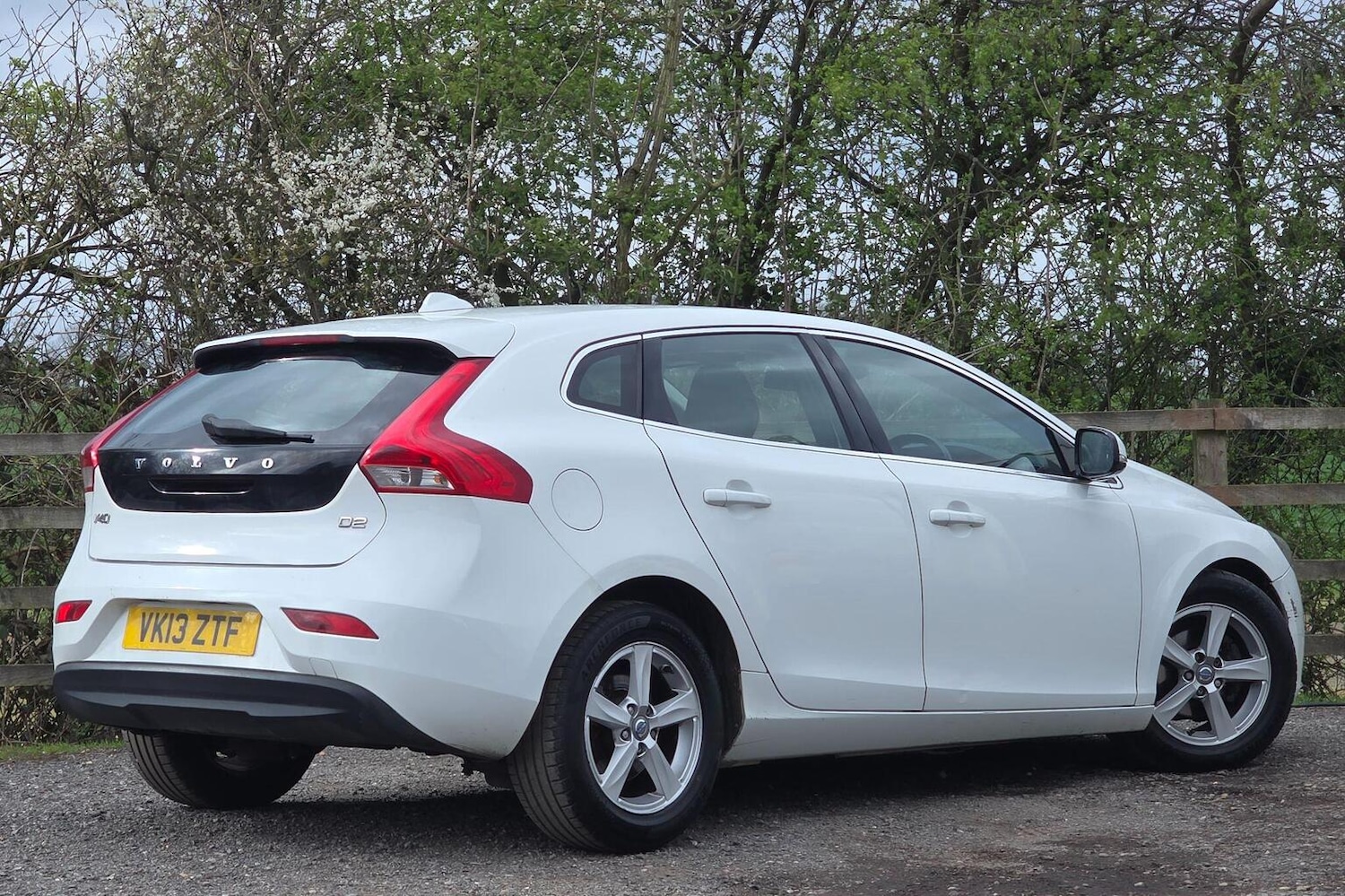 Used Volvo V40 2013 for sale - 78183049: Photo 6
