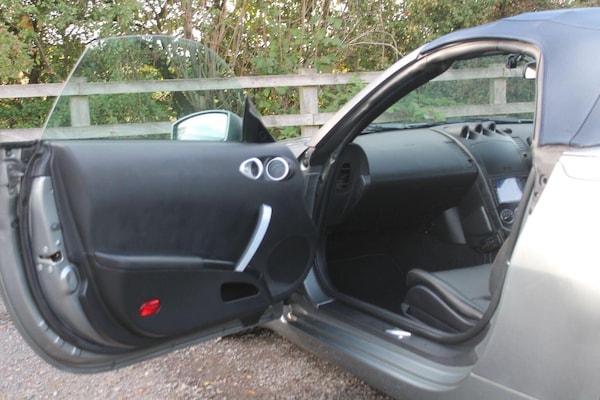 Used Nissan 350Z 2005 for sale - 76019659: Photo 41