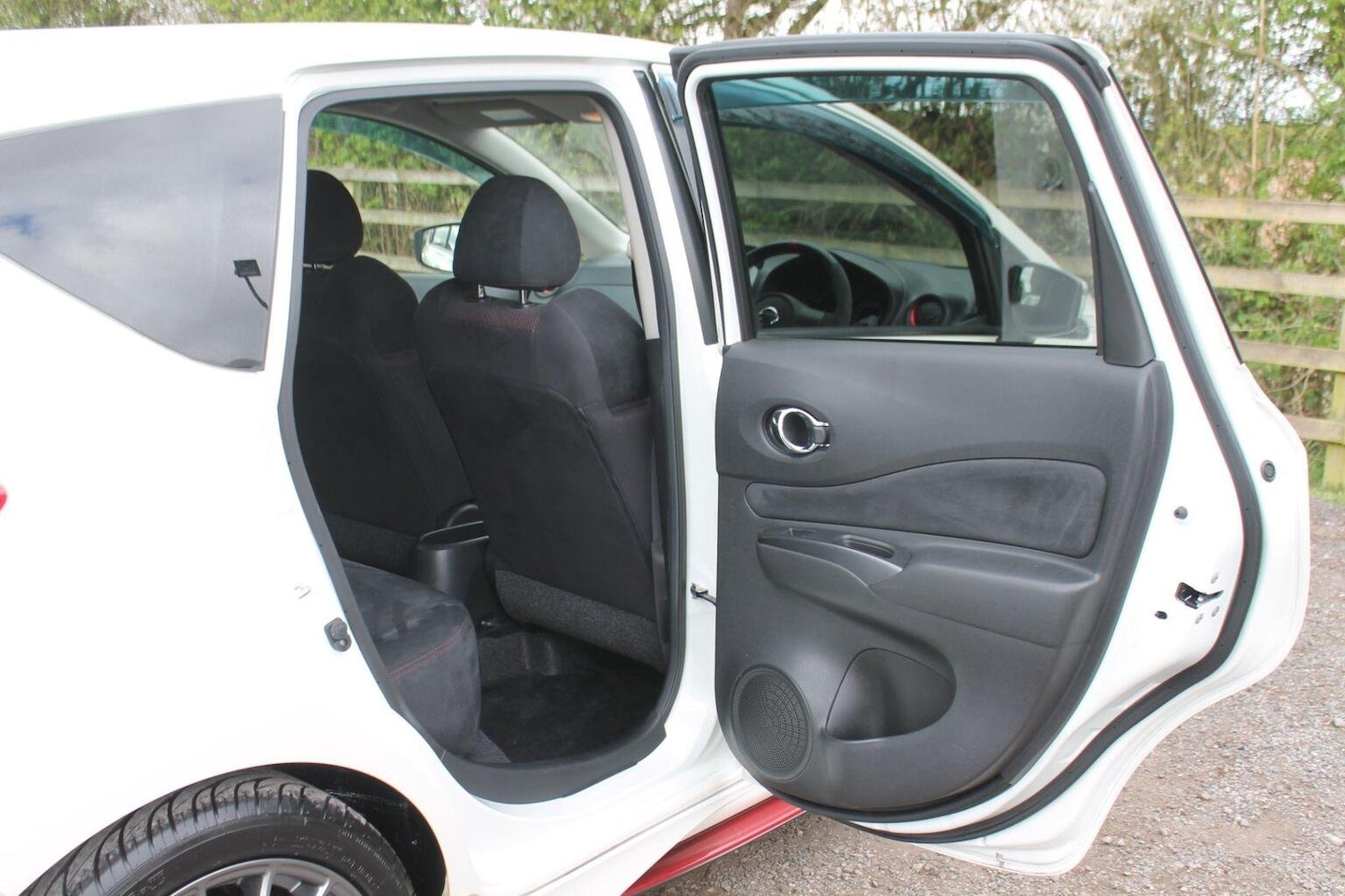 Used Nissan Note 2014 for sale - 76793607: Photo 38