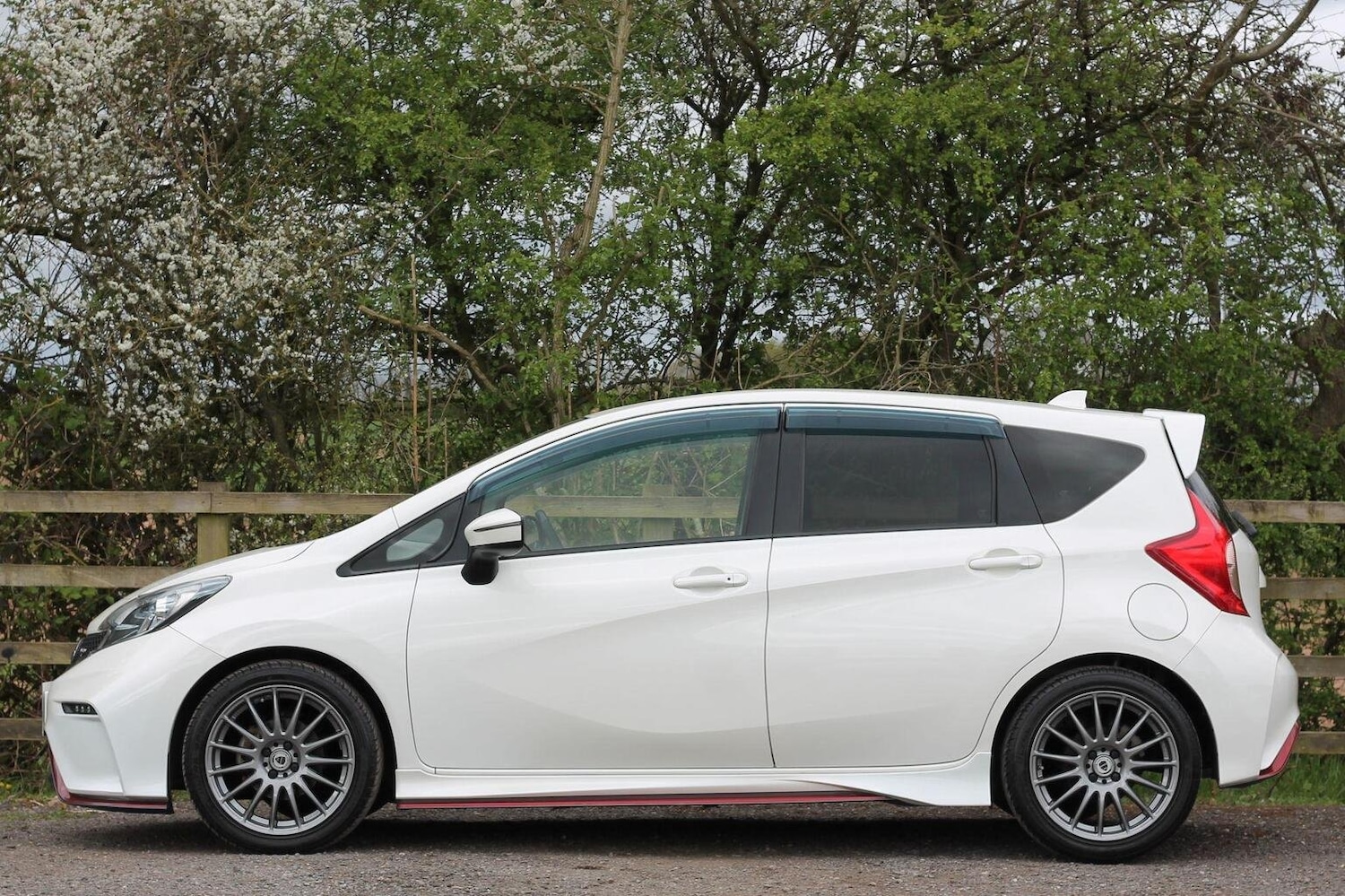 Used Nissan Note 2014 for sale - 76793607: Photo 9