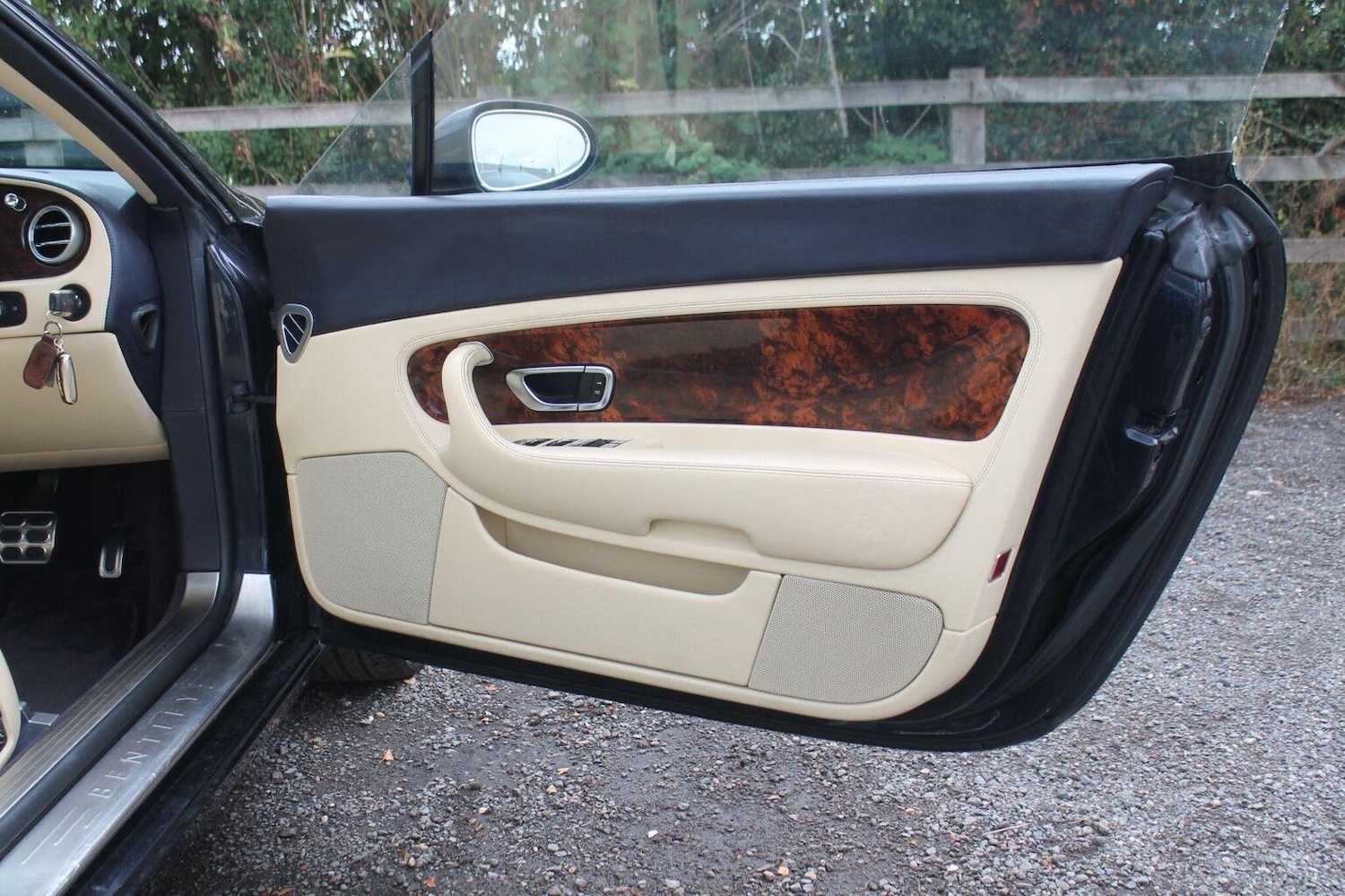 Used Bentley Continental 2006 for sale - 76793598: Photo 28