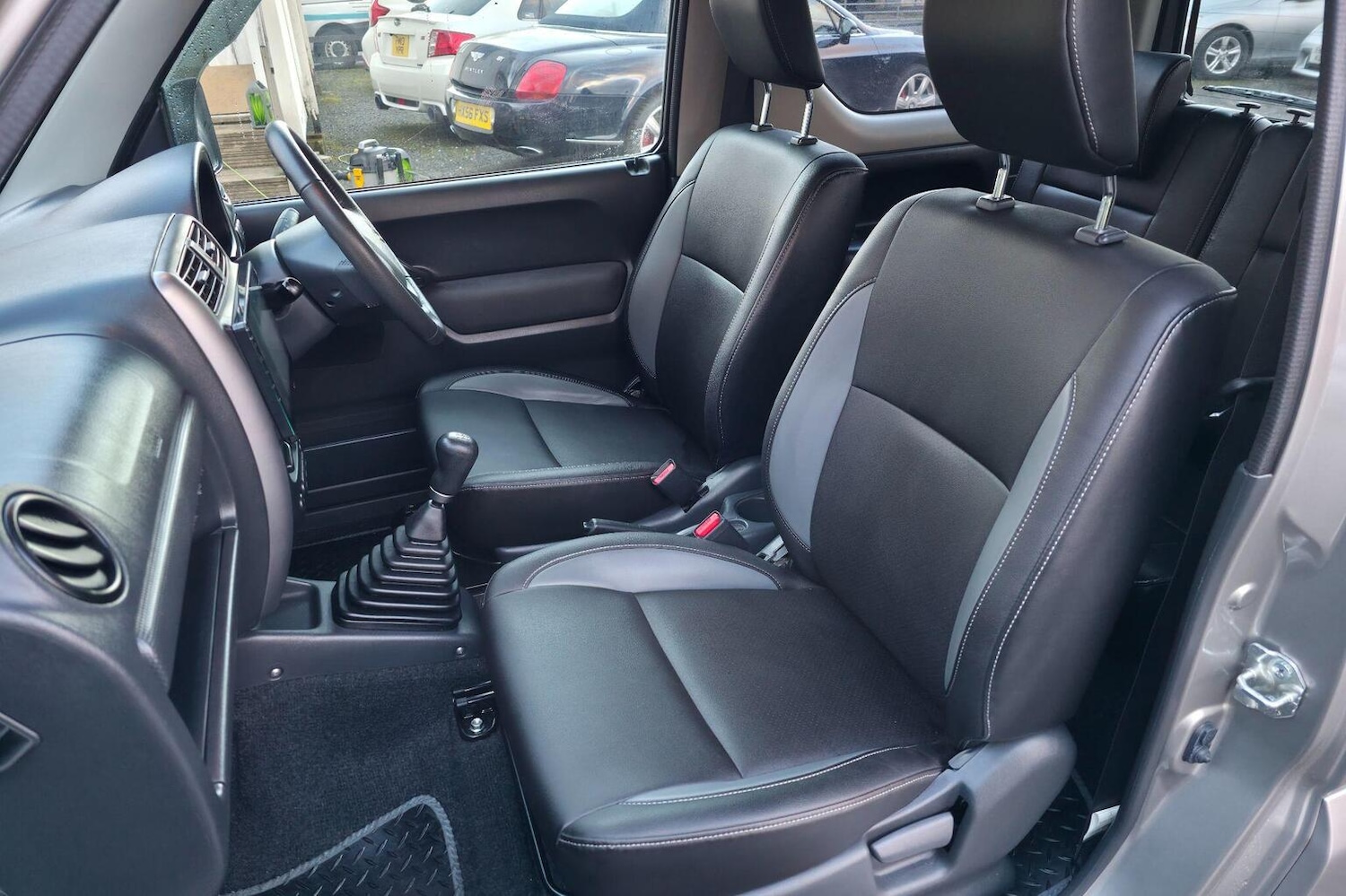 Used Suzuki Jimny 2014 for sale - 77237082: Photo 16