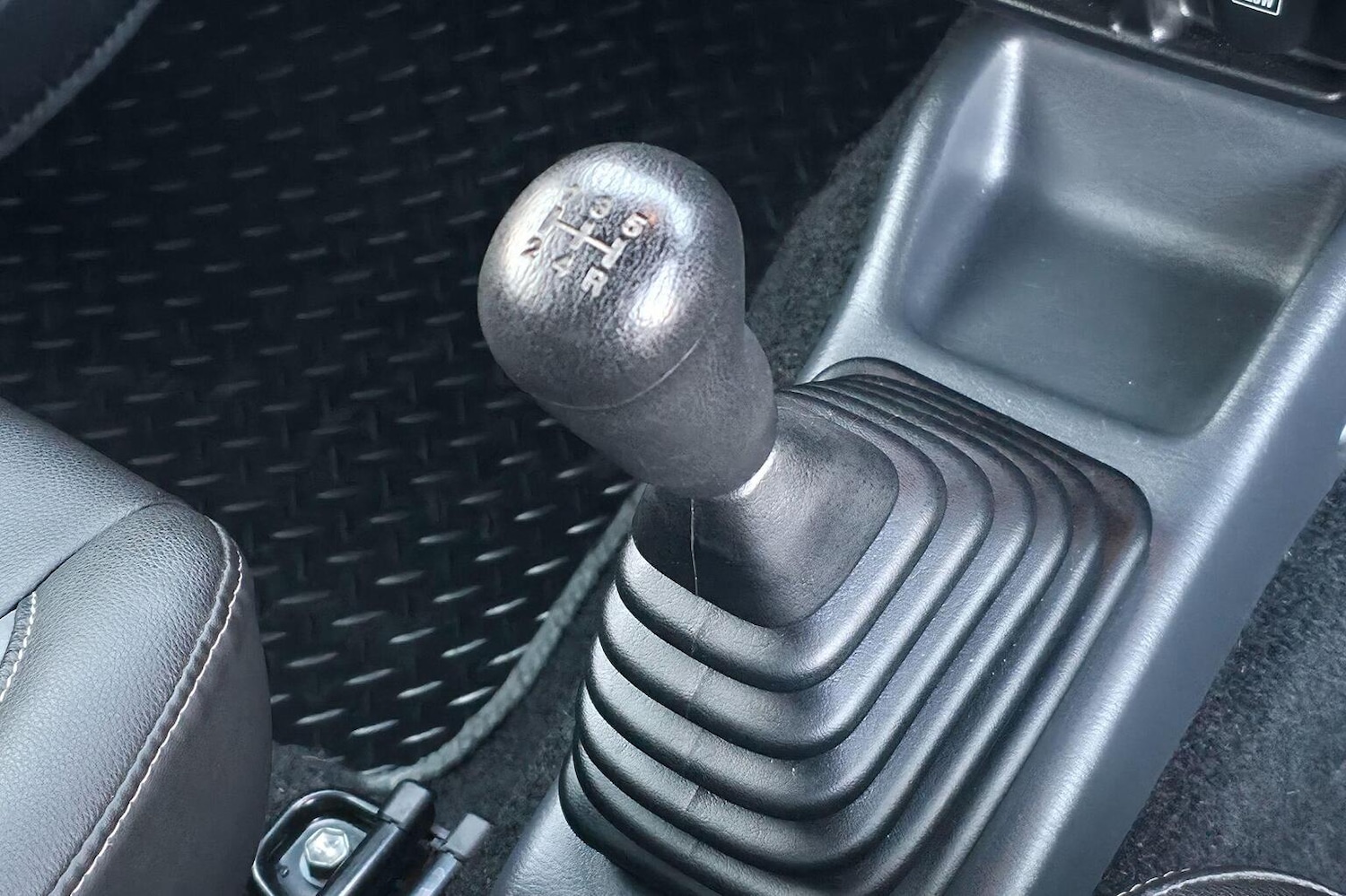 Used Suzuki Jimny 2014 for sale - 77237082: Photo 22