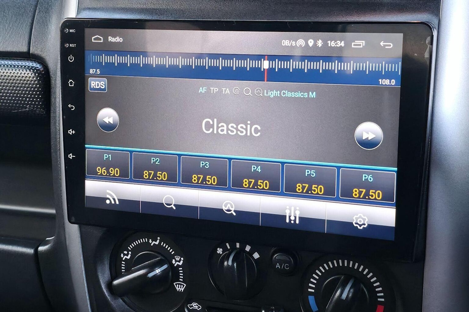 Used Suzuki Jimny 2014 for sale - 77237082: Photo 24