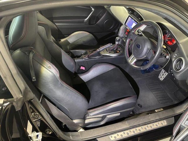 Used Subaru BRZ 2014 for sale - 76174062: Photo 2