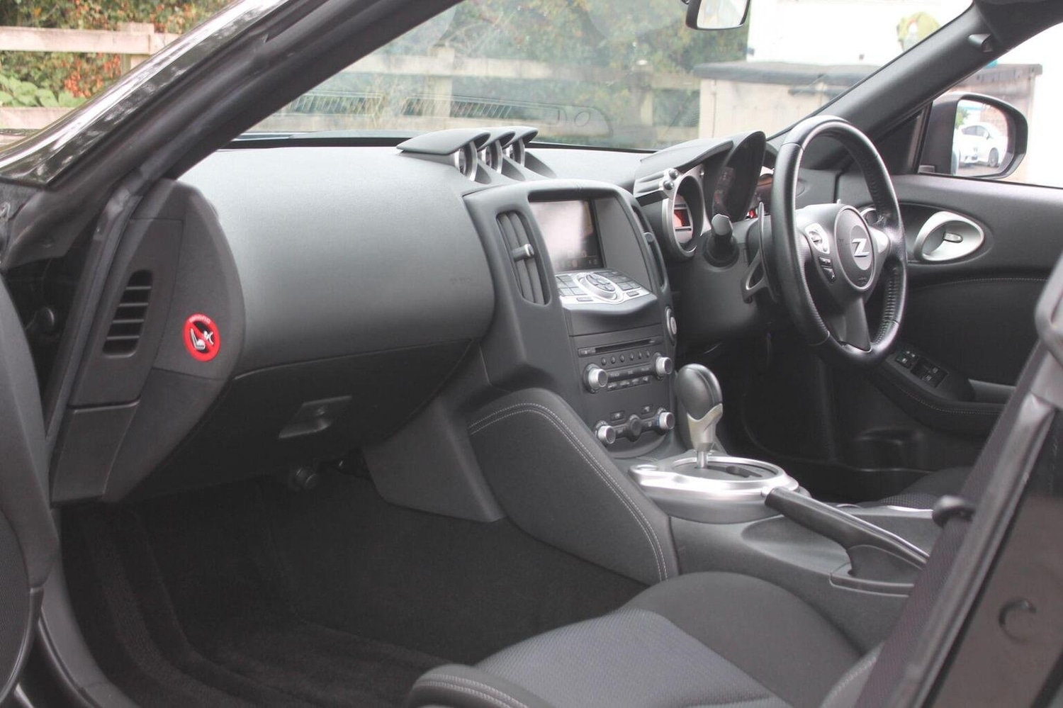 Used Nissan 370 Z 2012 for sale - 76793616: Photo 29