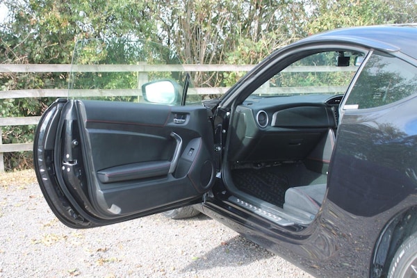 Used Toyota GT86 2012 for sale - 74820954: Photo 30