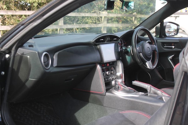 Used Toyota GT86 2012 for sale - 74820954: Photo 31