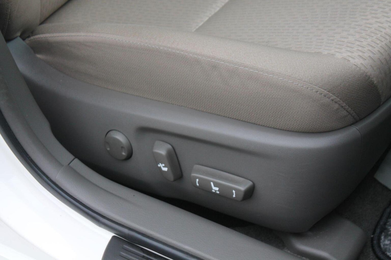 Used Toyota Mark X 2011 for sale - 76618714: Photo 15