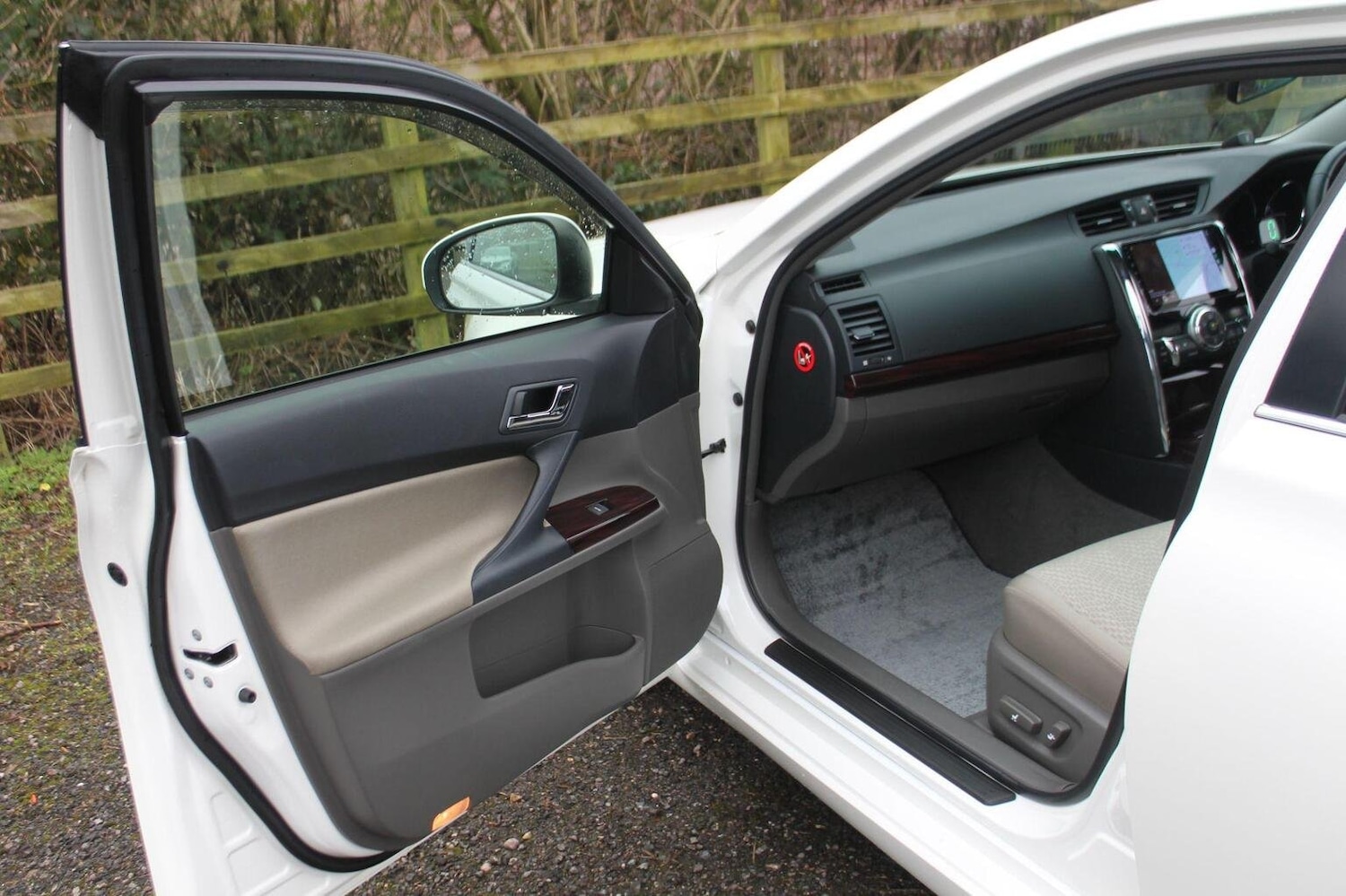 Used Toyota Mark X 2011 for sale - 76618714: Photo 27