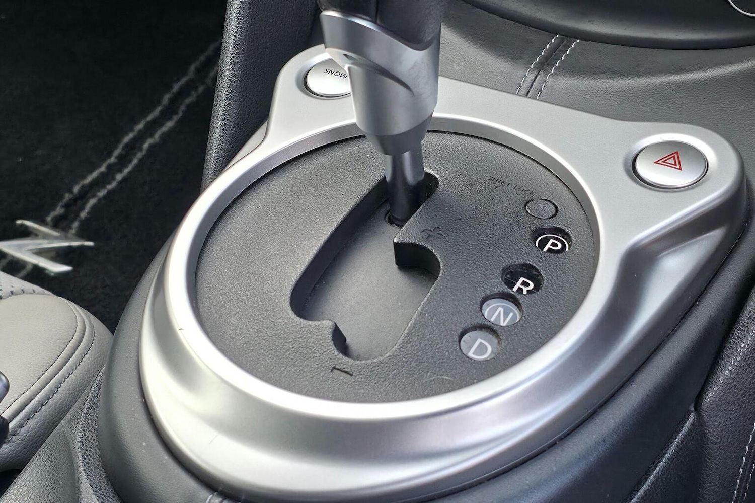 Used Nissan 370 Z 2010 for sale - 75100990: Photo 27