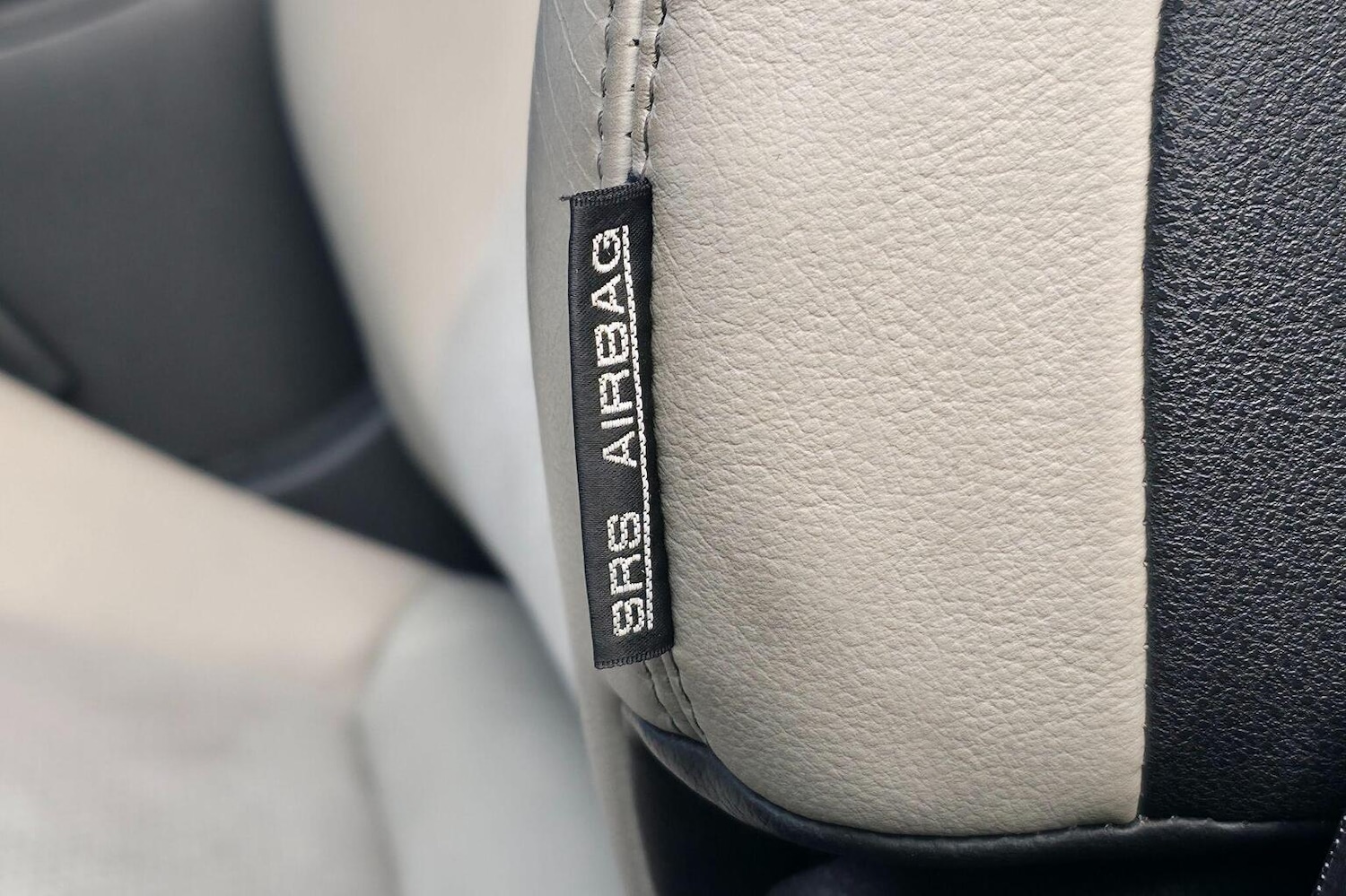 Used Nissan 370 Z 2010 for sale - 75100990: Photo 39