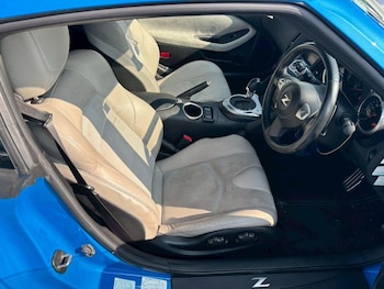 Used Nissan 370 Z 2010 for sale - 75100990: Photo