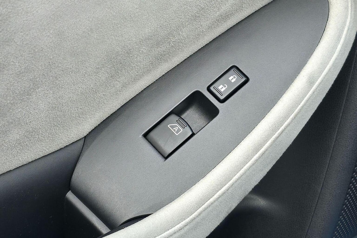 Used Nissan 370 Z 2010 for sale - 75100990: Photo 41