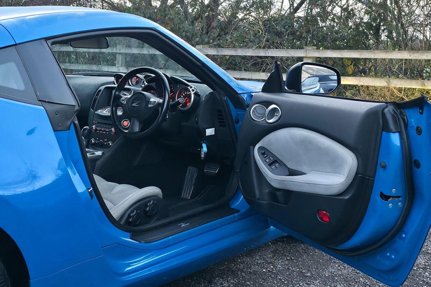 Used Nissan 370 Z 2011 for sale - 76643349: Photo 14