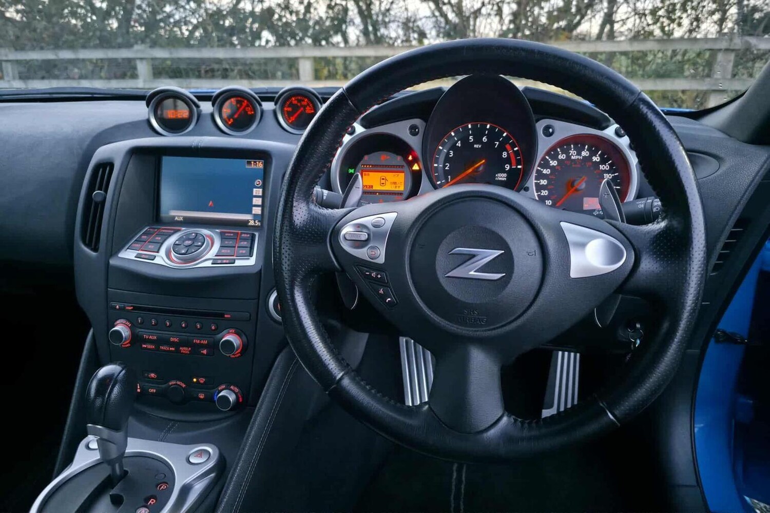 Used Nissan 370 Z 2011 for sale - 76643349: Photo 15