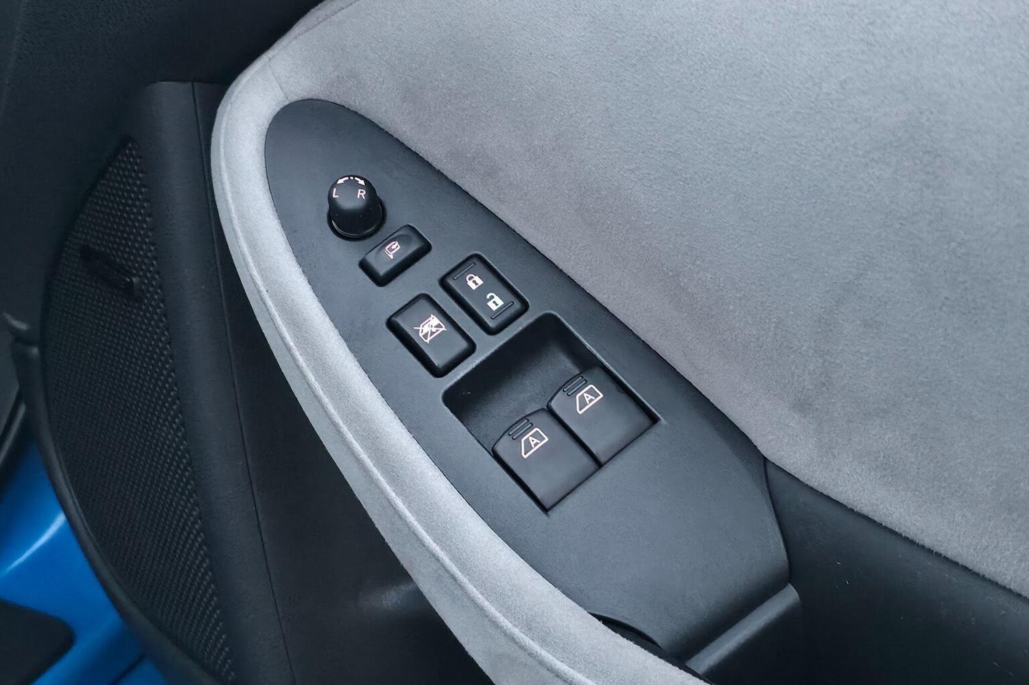 Used Nissan 370 Z 2011 for sale - 76643349: Photo 18