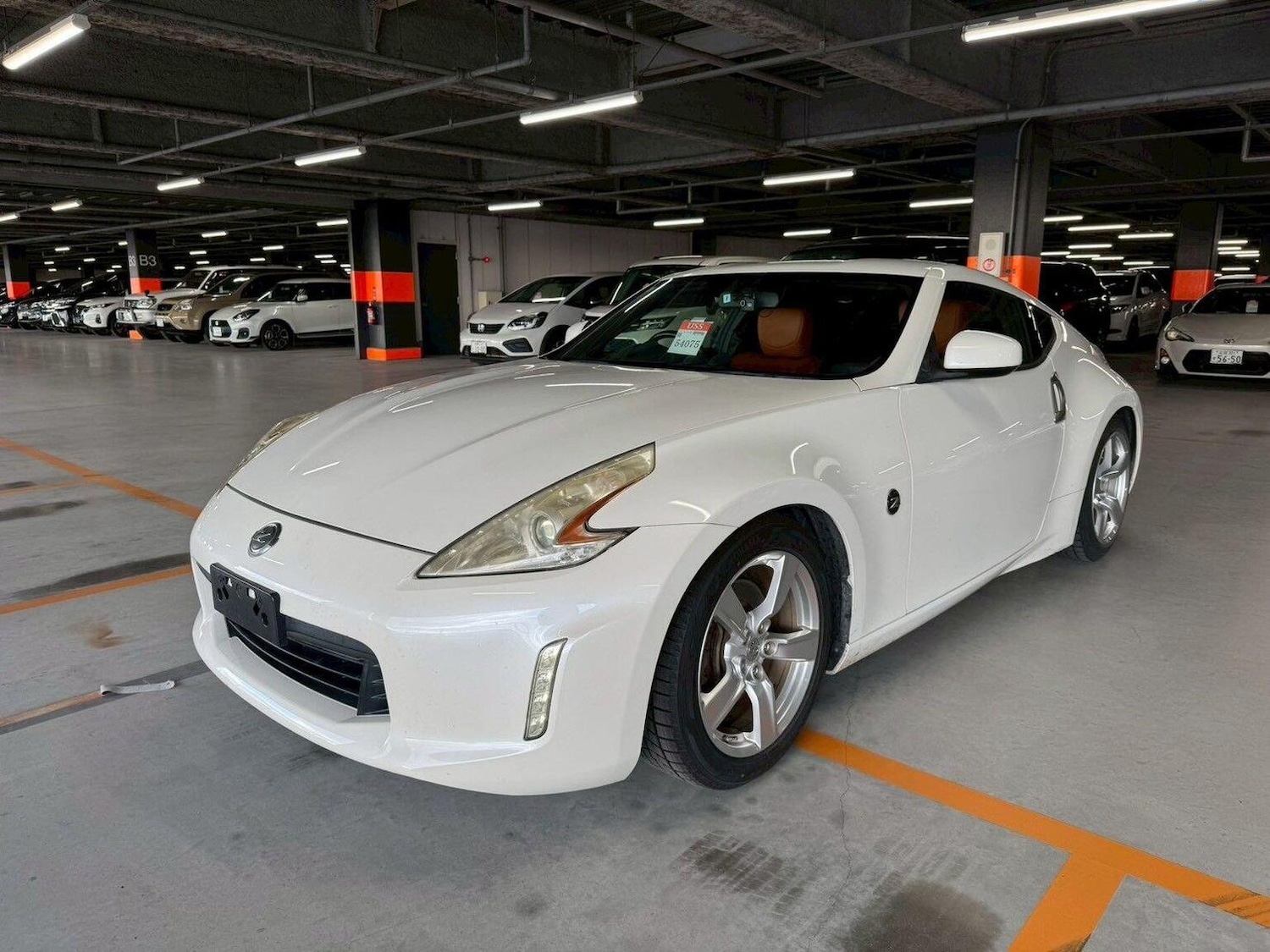 Used Nissan 370 Z 2013 for sale - 76848709: Photo 8