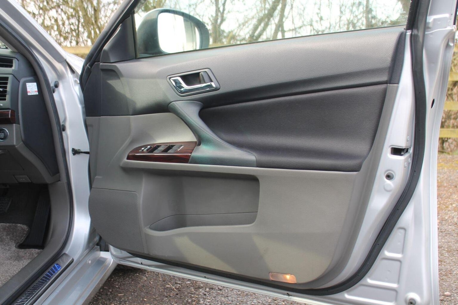 Used Toyota Mark X 2025 for sale - 76471244: Photo 32