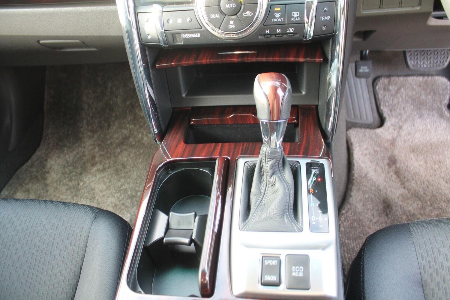 Used Toyota Mark X 2025 for sale - 77398401: Photo 25