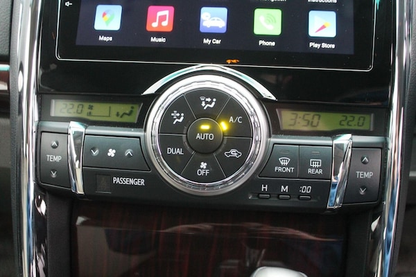 Used Toyota Mark X 2011 for sale - 74247296: Photo 25