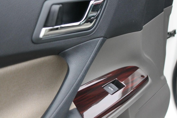 Used Toyota Mark X 2011 for sale - 74247296: Photo 31