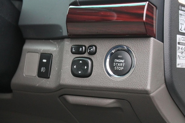 Used Toyota Mark X 2011 for sale - 74247296: Photo 55