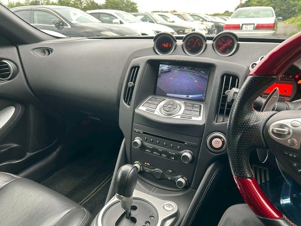 Used Nissan 370 Z 2012 for sale - 76174104: Photo 11