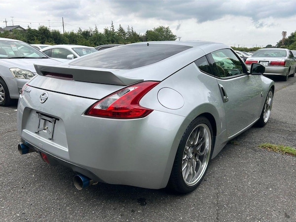 Used Nissan 370 Z 2012 for sale - 76174104: Photo 5