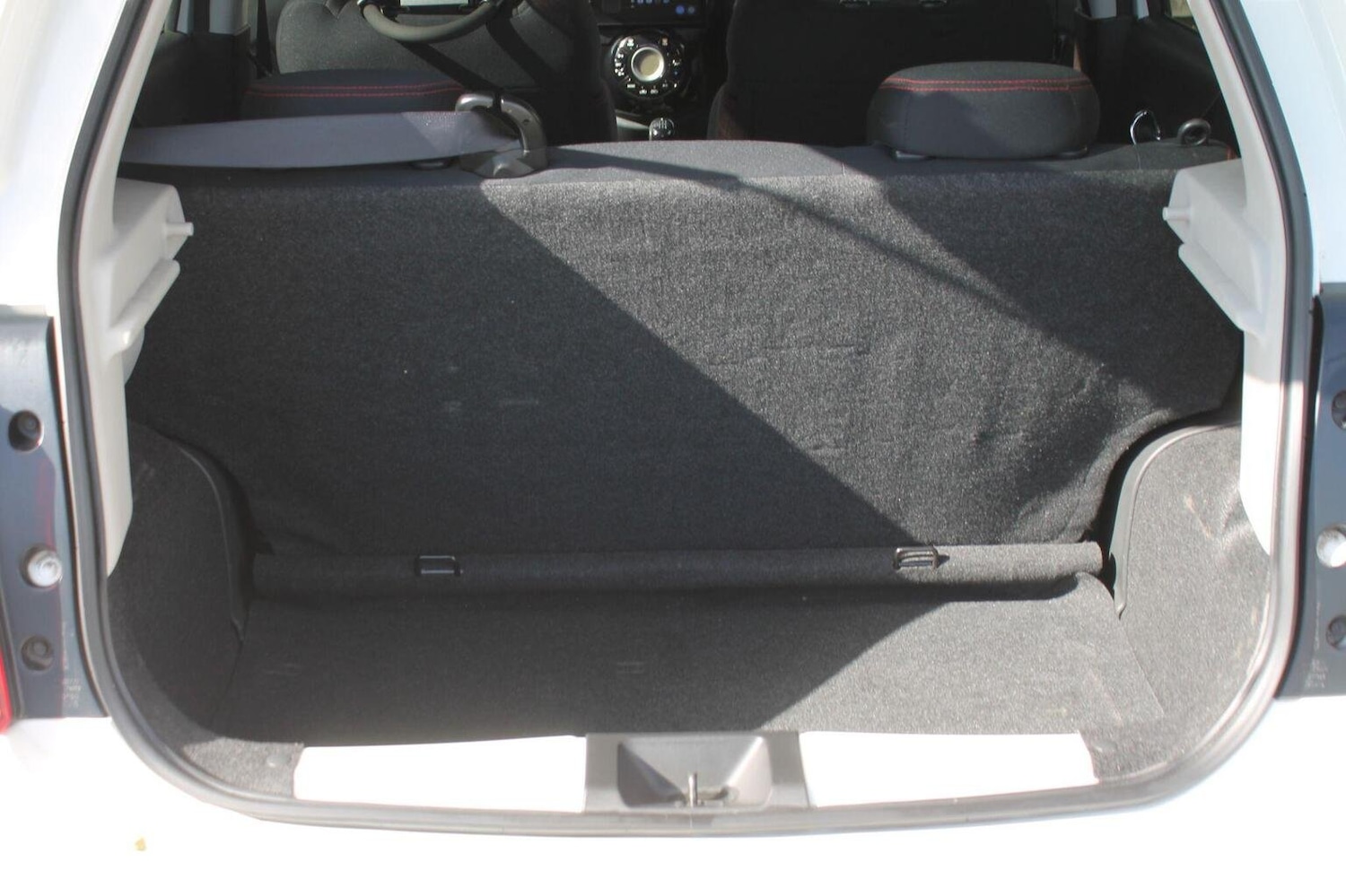 Used Nissan Micra 2015 for sale - 76793609: Photo 47