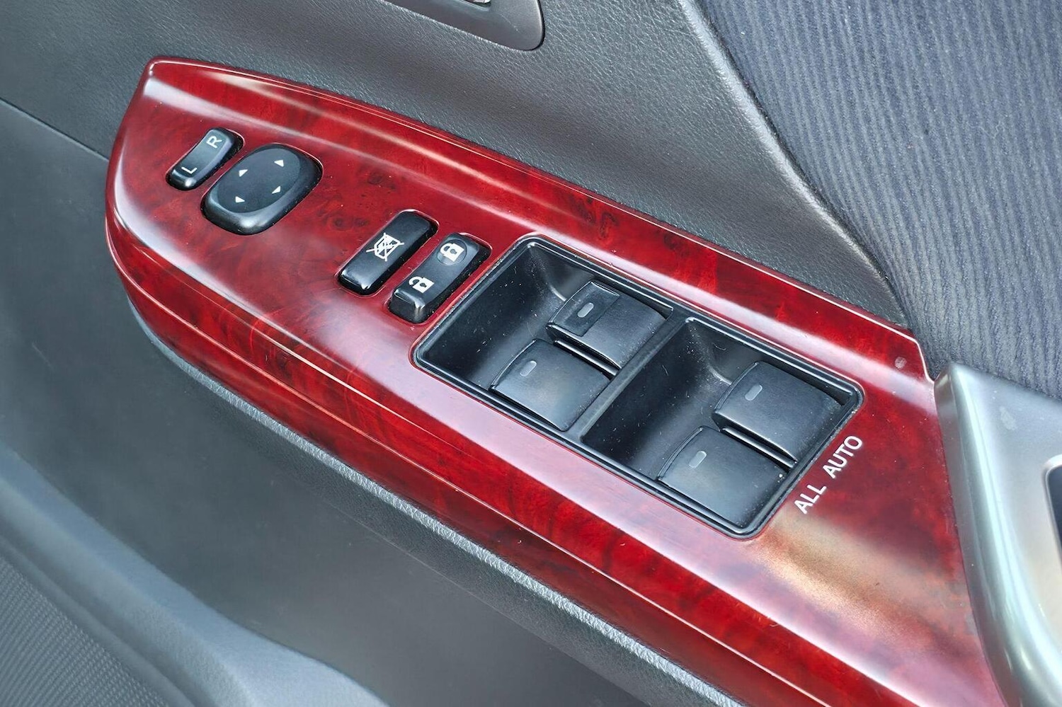 Used Toyota Vellfire 2024 for sale - 78197953: Photo 30