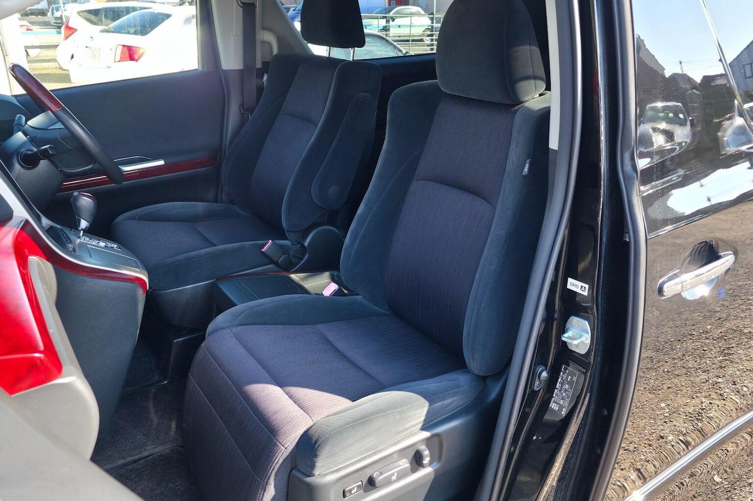 Used Toyota Vellfire 2024 for sale - 78197953: Photo 35