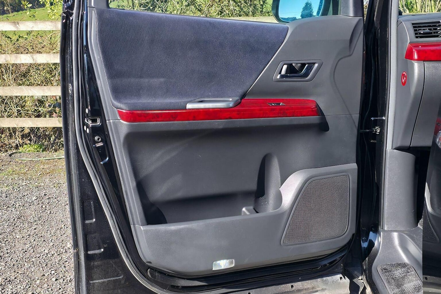 Used Toyota Vellfire 2024 for sale - 78197953: Photo 37