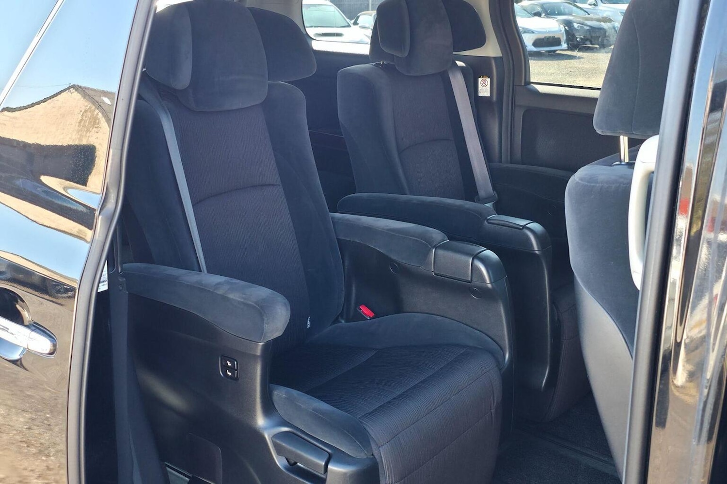 Used Toyota Vellfire 2024 for sale - 78197953: Photo 39