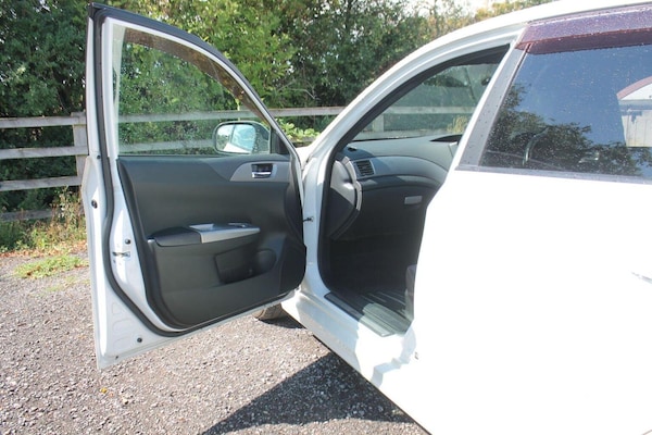 Used Subaru Impreza 2010 for sale - 74308134: Photo 29