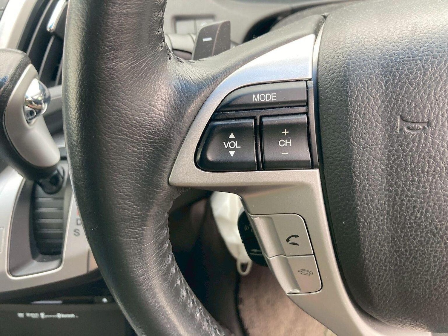 Used Honda Odyssey 2012 for sale - 77891633: Photo 14