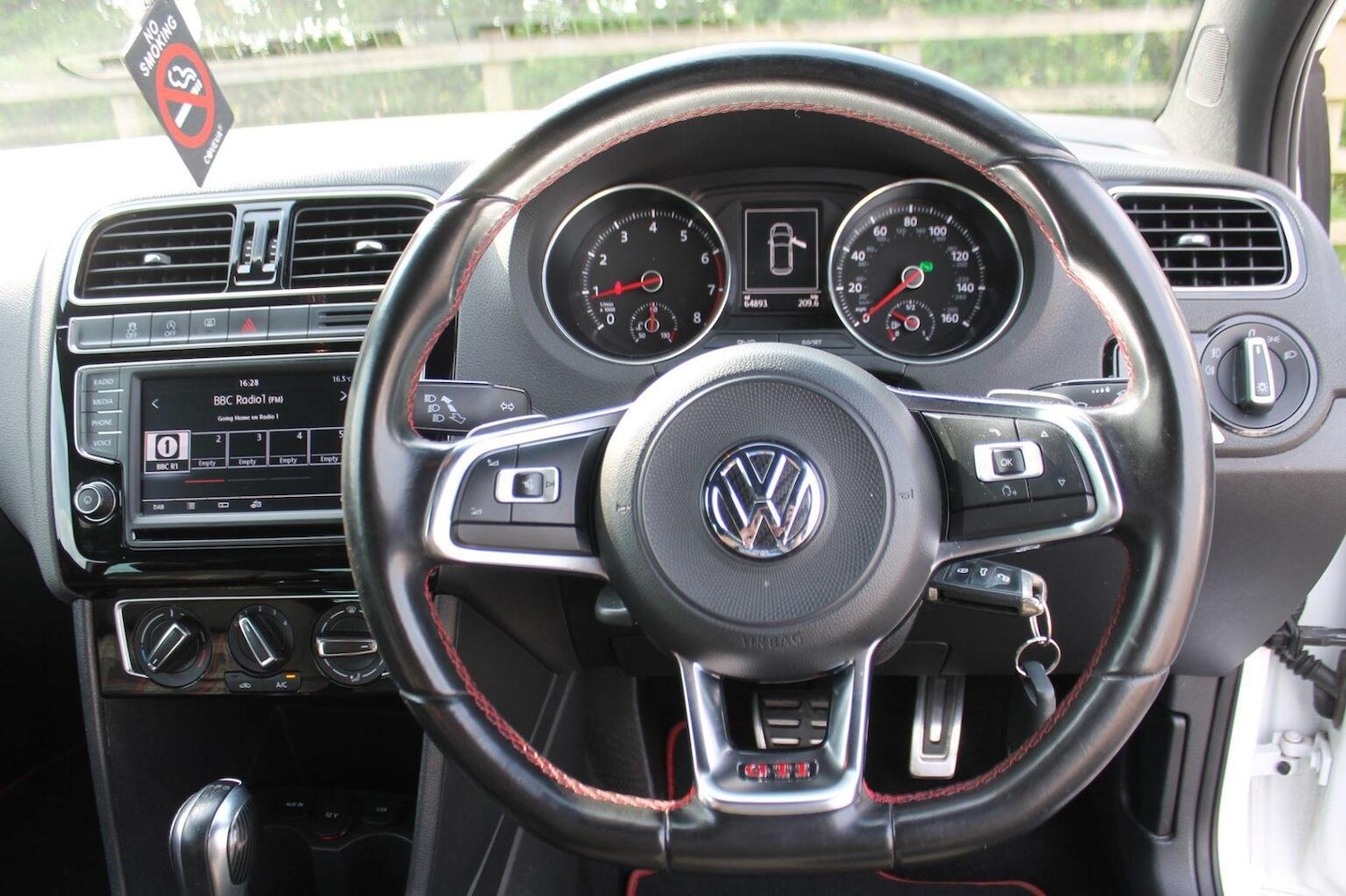 Used Volkswagen Polo 2017 for sale - 76793602: Photo 14