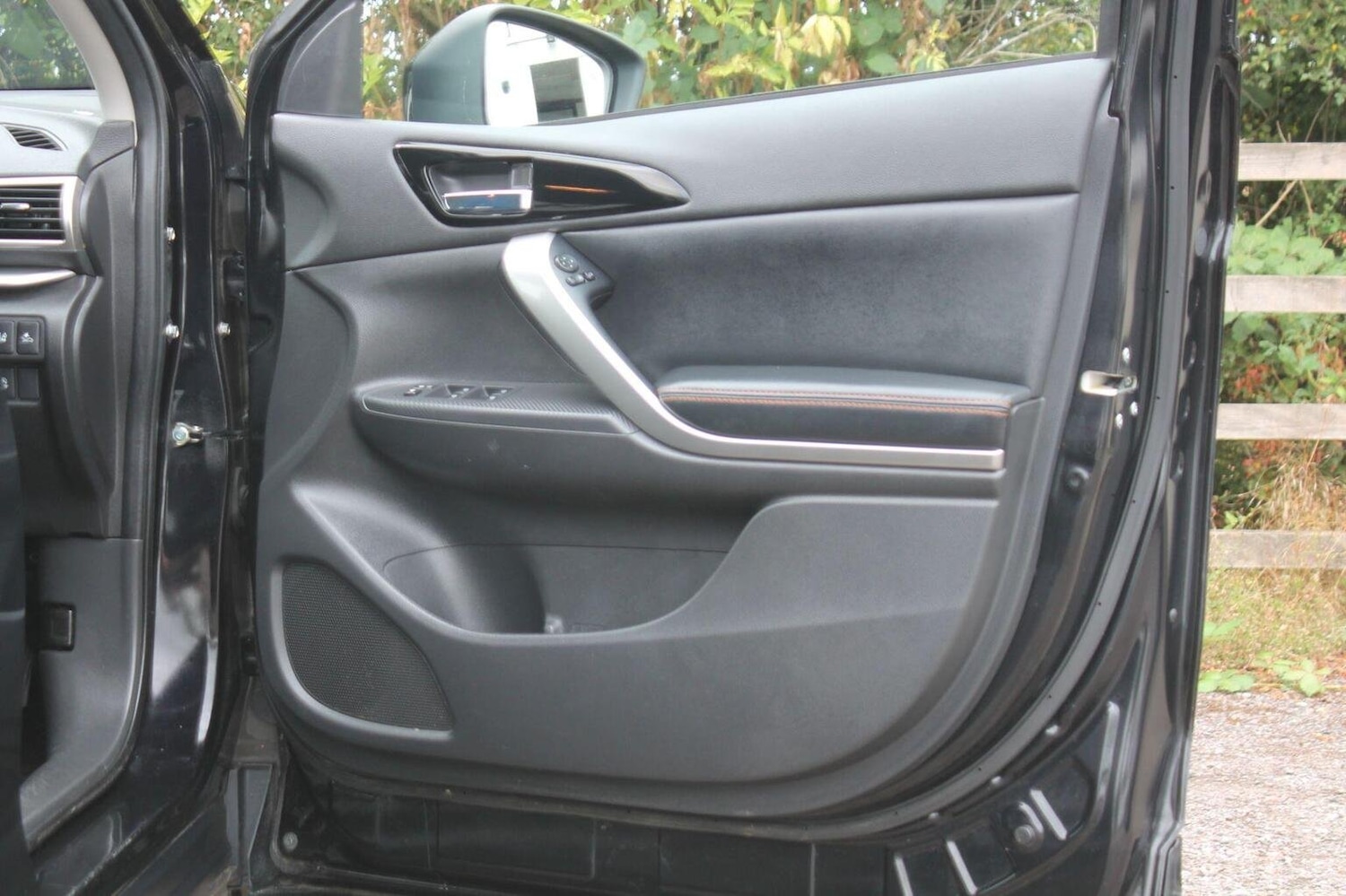 Vehicle 29