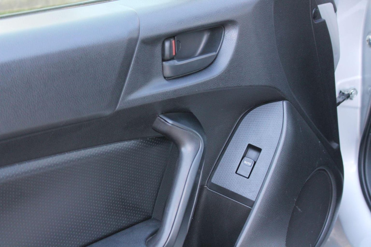 Used Toyota GT86 2012 for sale - 76757001: Photo 34