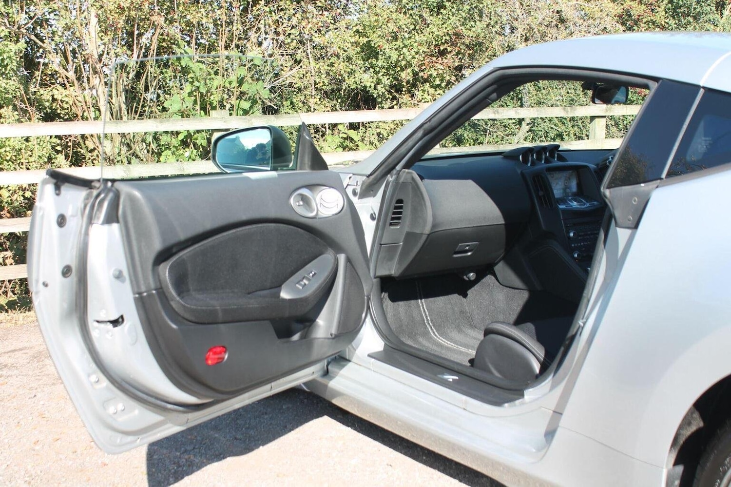 Used Nissan 370 Z 2008 for sale - 76025918: Photo 27