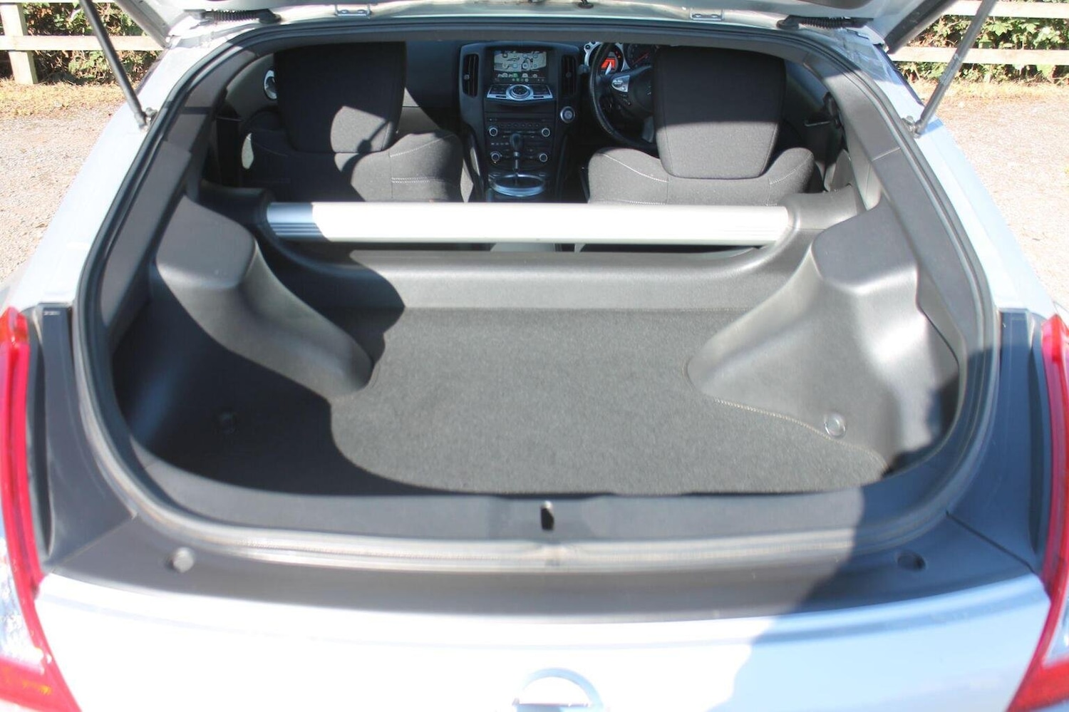 Used Nissan 370 Z 2008 for sale - 76025918: Photo 35