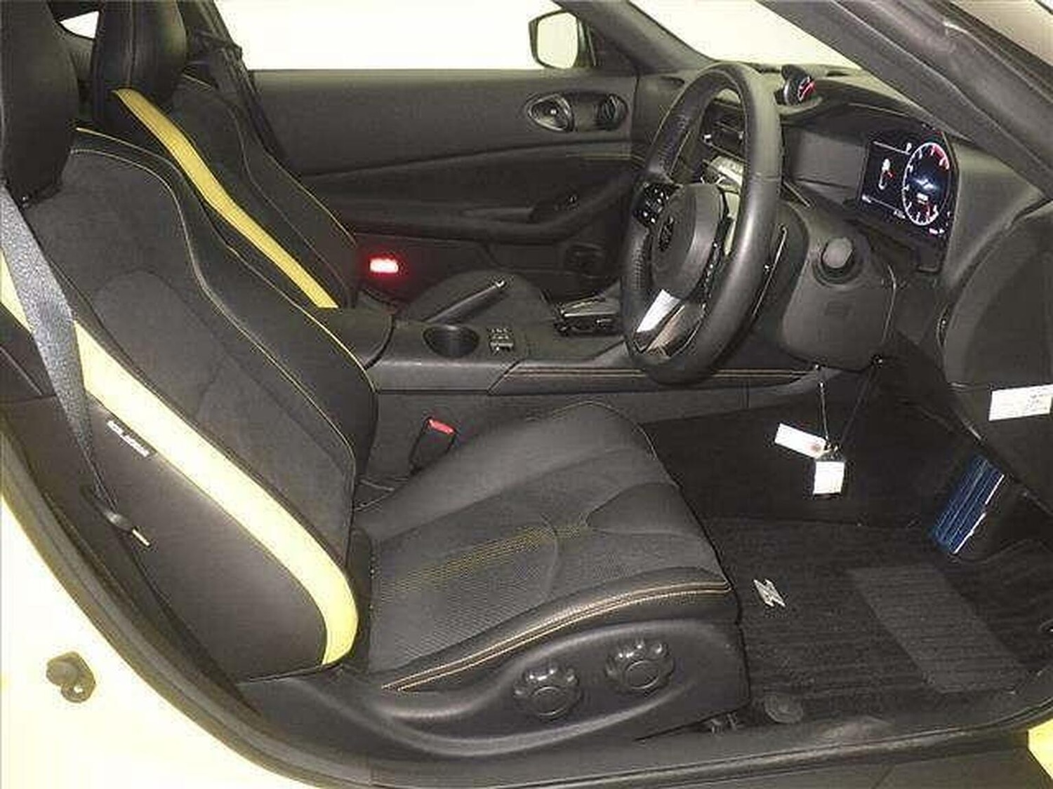 Used Nissan Fairlady 2025 for sale - 76935260: Photo 2