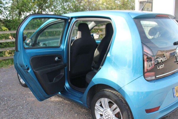 Used Volkswagen up! 2018 for sale - 75355054: Photo 31