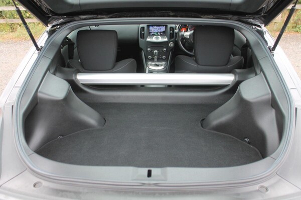 Used Nissan 370 Z 2012 for sale - 74247307: Photo 38