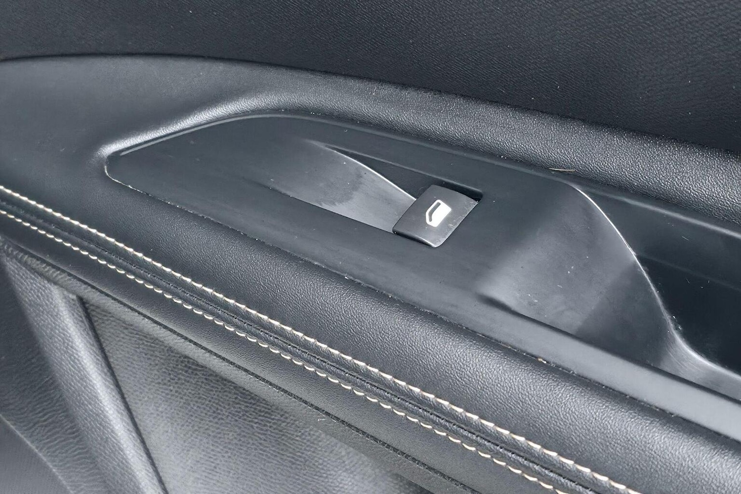 Used Peugeot 5008 2019 for sale - 77303559: Photo 39