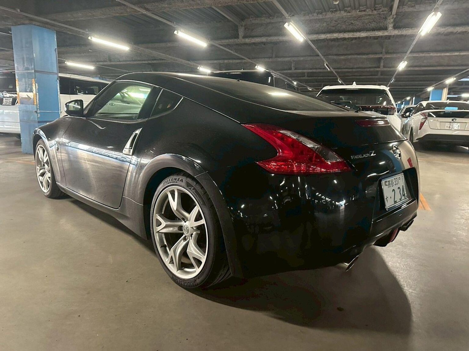 Used Nissan 370 Z 2011 for sale - 77118617: Photo 9