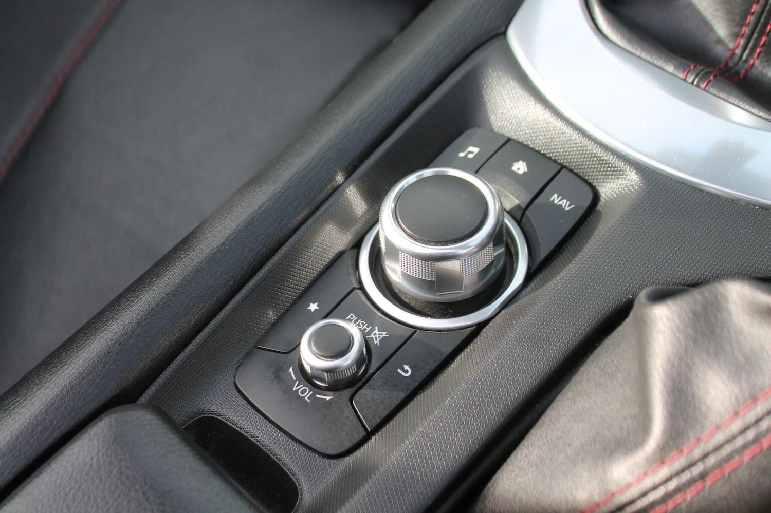 Used Mazda MX-5 2017 for sale - 76397045: Photo 16