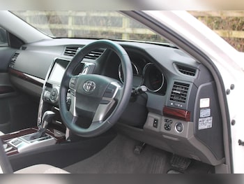 Used Toyota Mark X 2011 for sale - 77140660: Photo